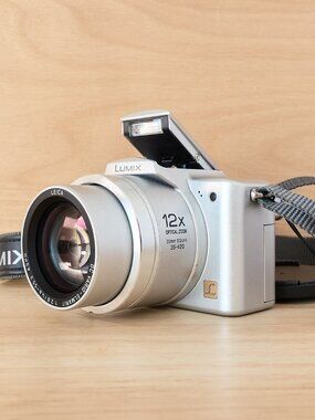 Panasonic Lumix DMC-FZ3 Digital Camera 3MP 12x Zoom Leica Lens Silver Tested
